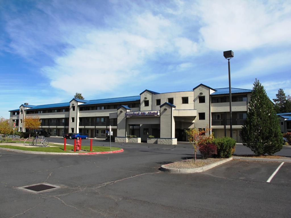 Sugarloaf Mountain Motel Bend Buitenkant foto