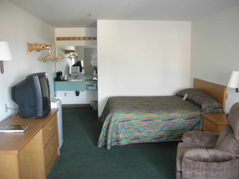 Sugarloaf Mountain Motel Bend Buitenkant foto